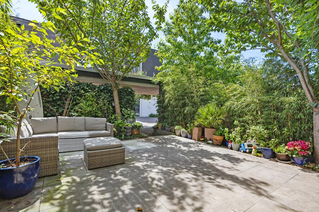 Tussenwoning te koop: Bert Haanstrakade 412, Amsterdam