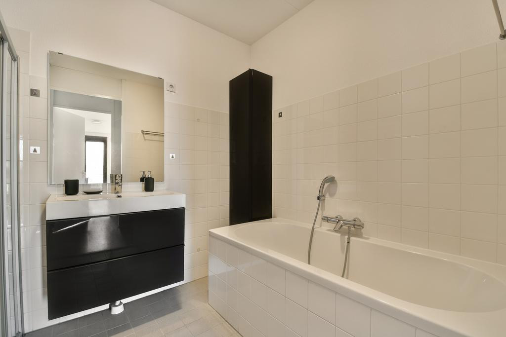 Appartement te huur: Erich Salomonstraat 144, Amsterdam