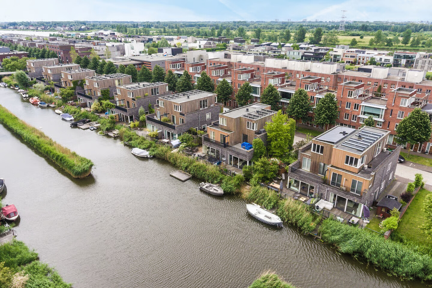 Twee-onder-één-kap te koop: Zwanebloemlaan 39, Amsterdam