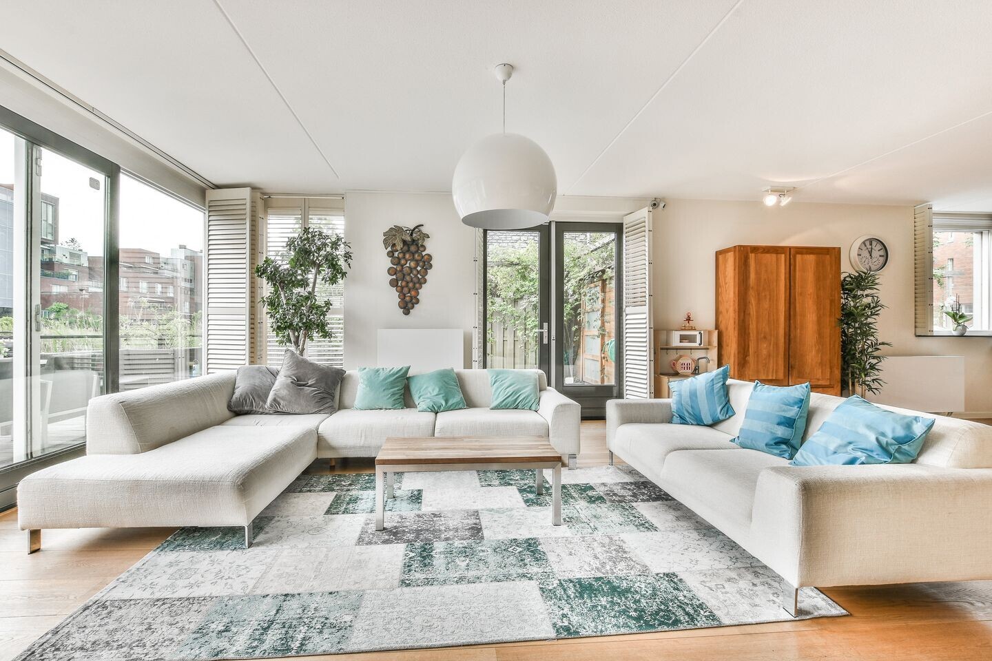Twee-onder-één-kap te koop: Zwanebloemlaan 39, Amsterdam
