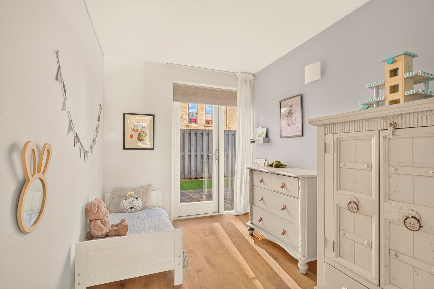Tussenwoning te koop: Mattenbiesstraat 133, Amsterdam