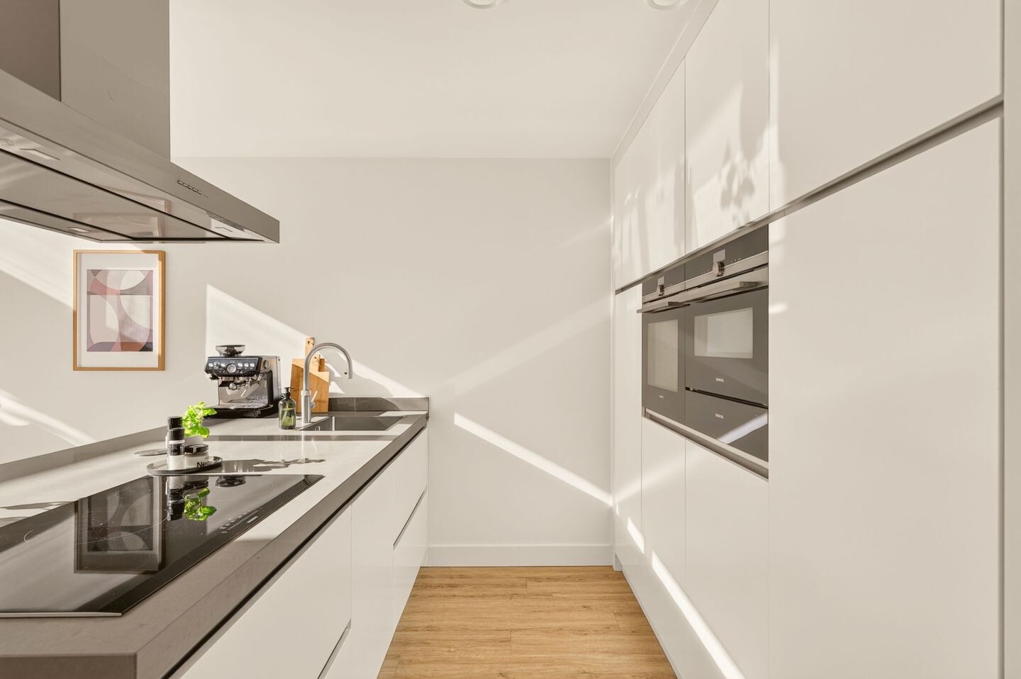 Tussenwoning te koop: Mattenbiesstraat 133, Amsterdam