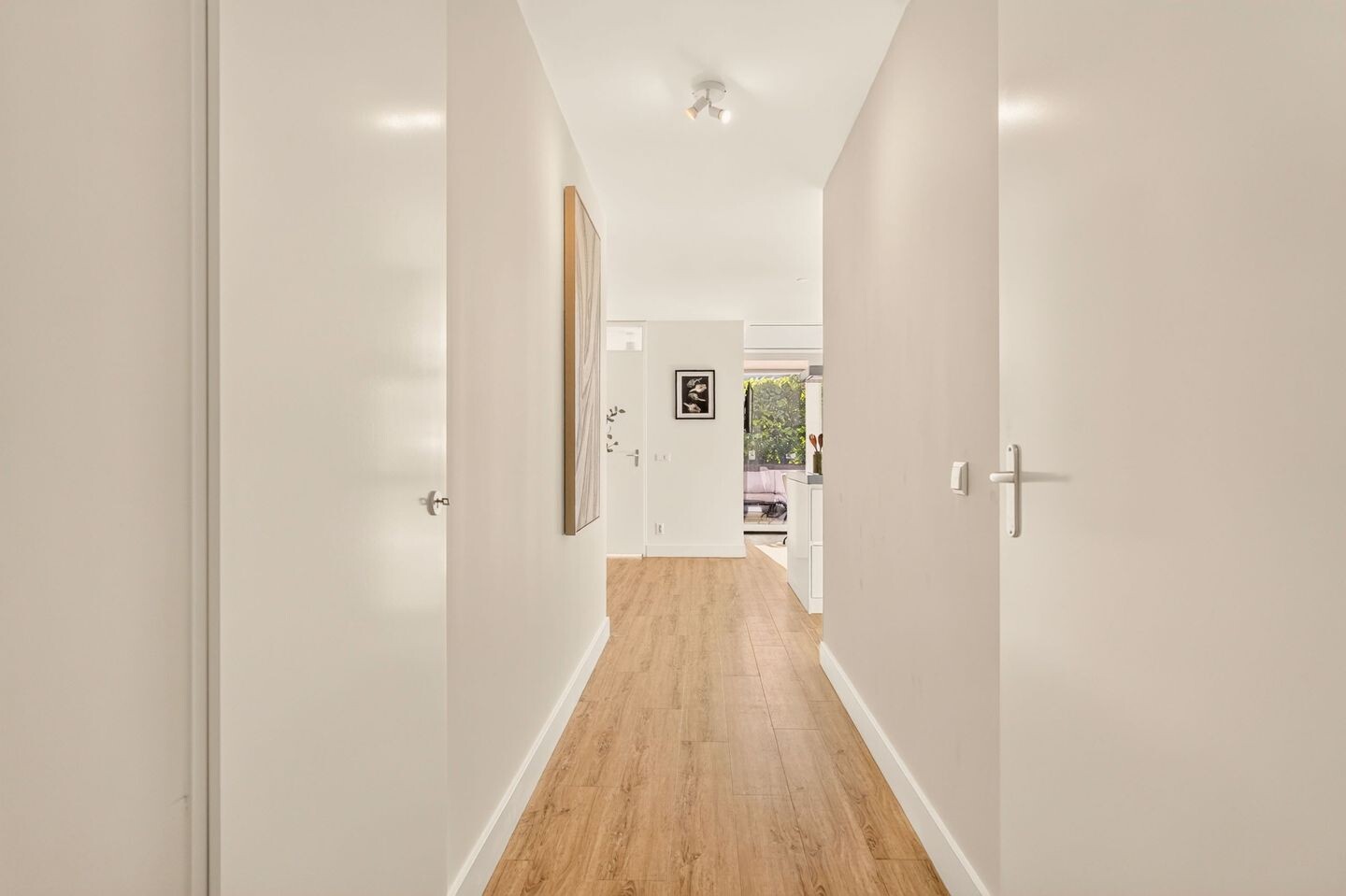 Tussenwoning te koop: Mattenbiesstraat 133, Amsterdam