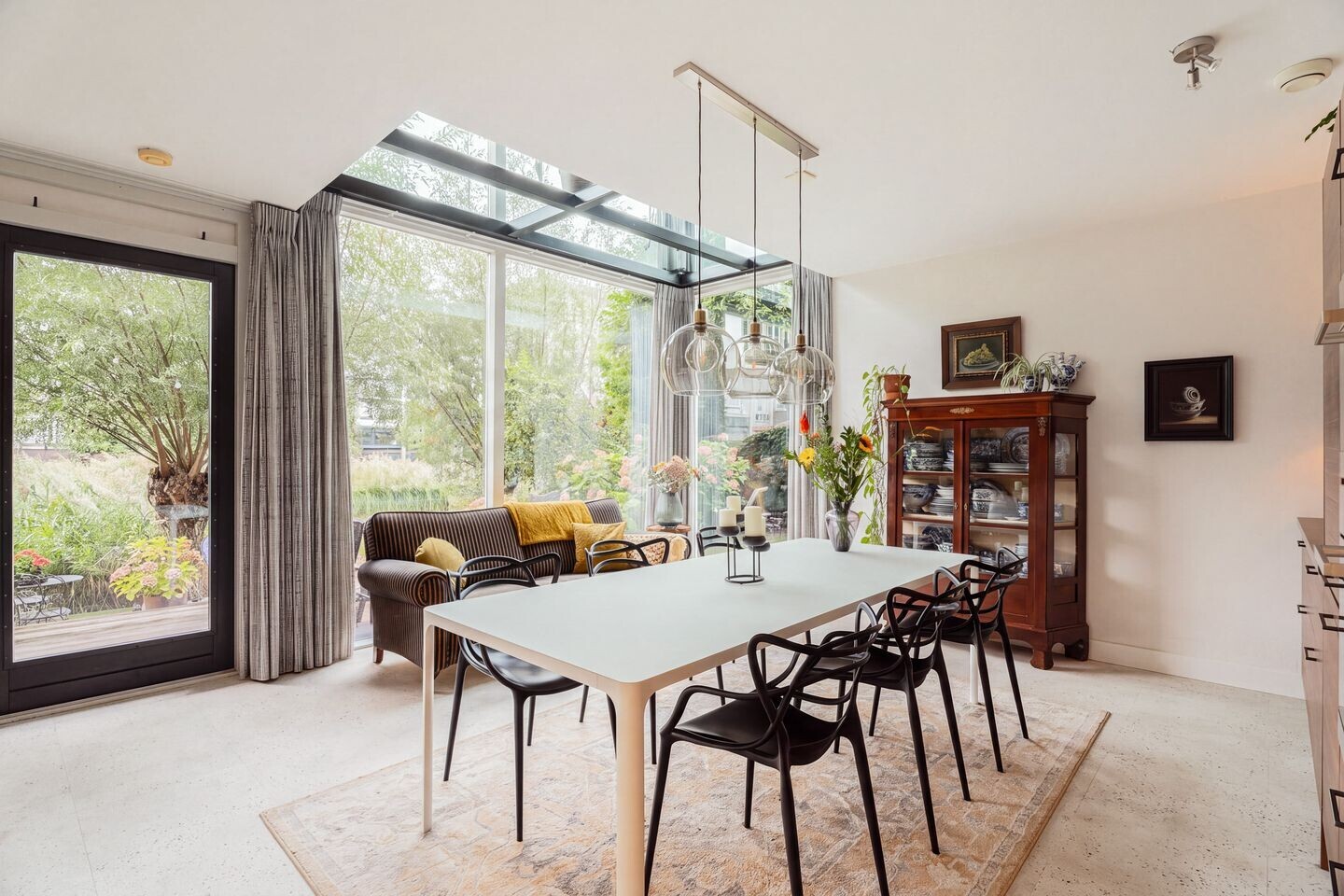 Twee-onder-één-kap te koop: Zwanebloemlaan 87, Amsterdam