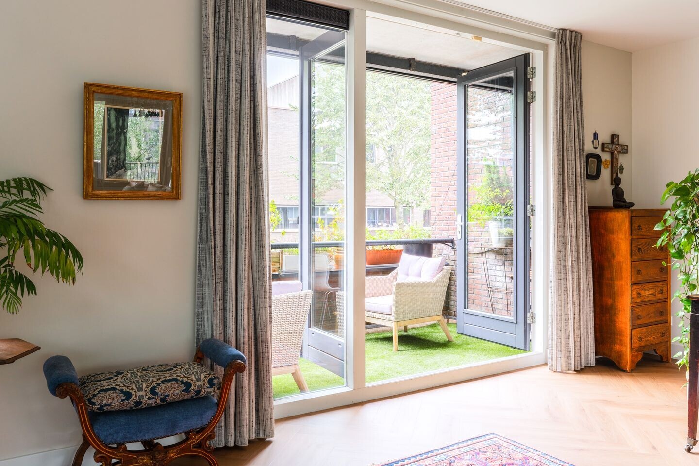 Twee-onder-één-kap te koop: Zwanebloemlaan 87, Amsterdam
