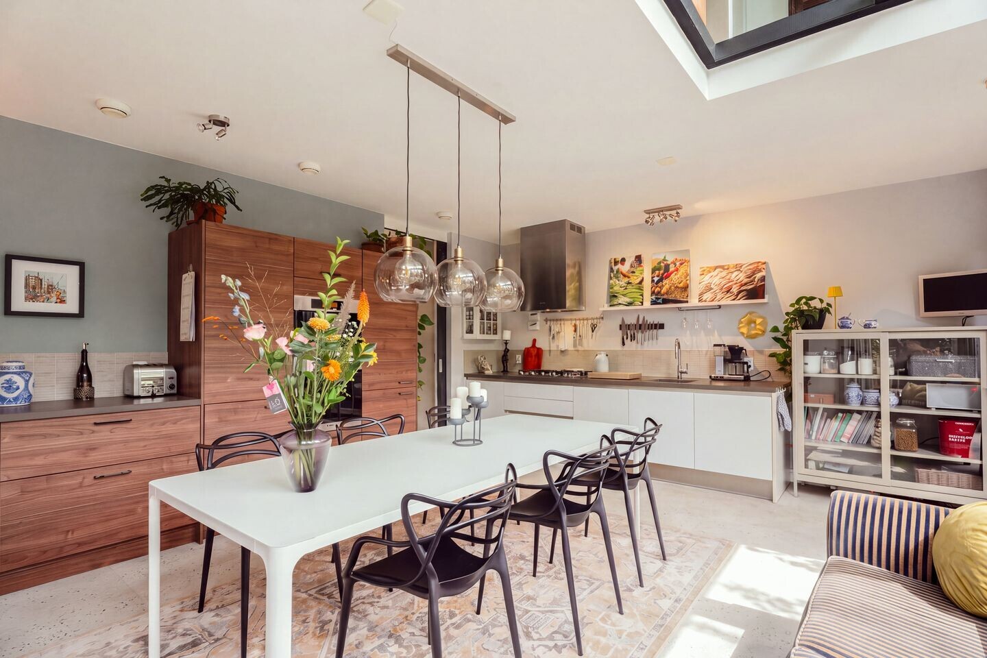 Twee-onder-één-kap te koop: Zwanebloemlaan 87, Amsterdam