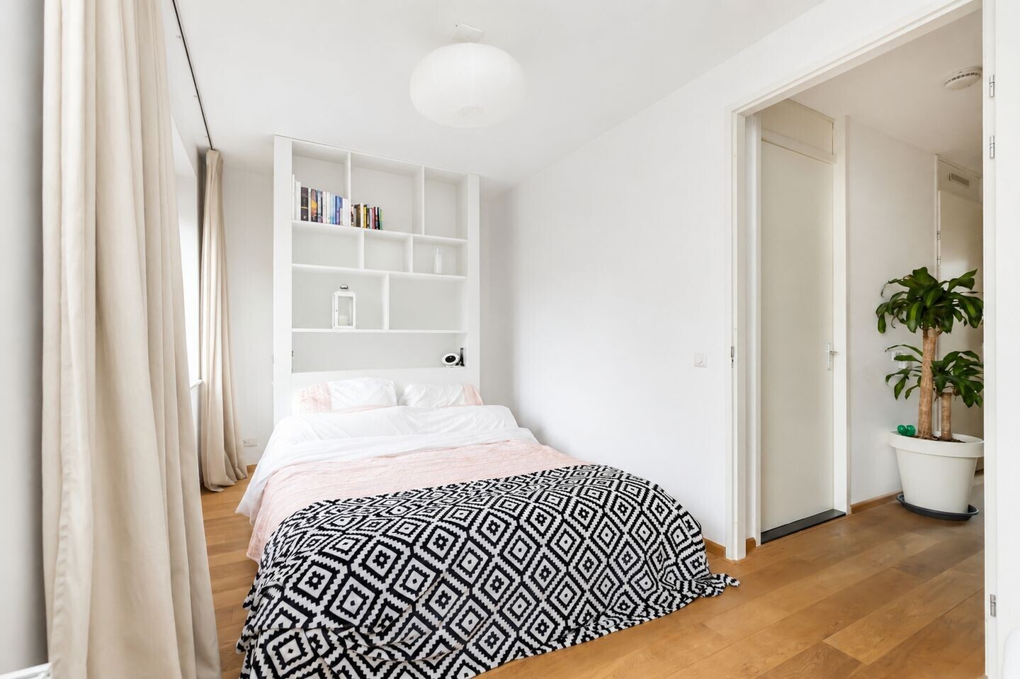 Appartement te koop: Pieter Oosterhuisstraat 48, Amsterdam