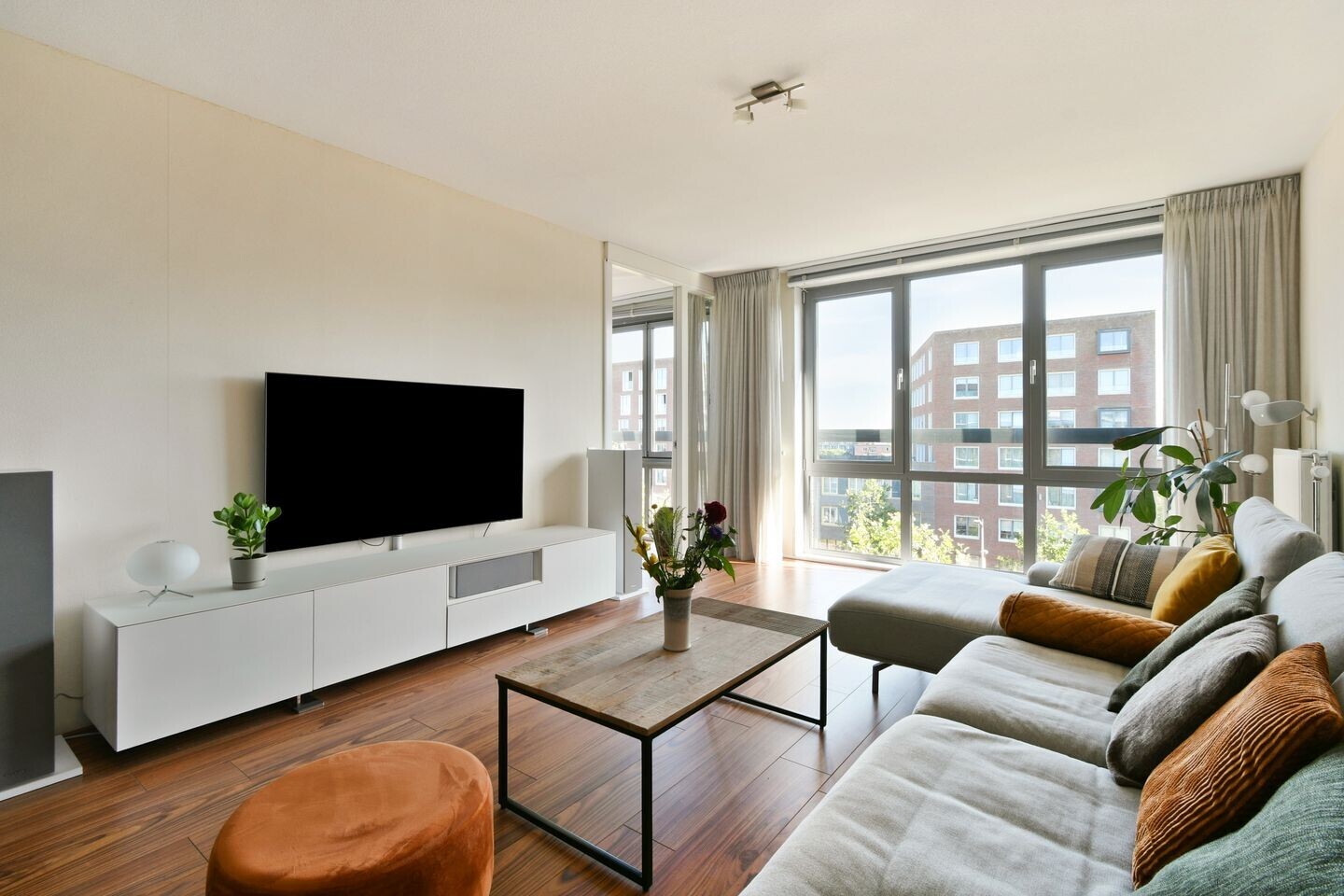 Appartement te koop: Pieter Oosterhuisstraat 93, Amsterdam