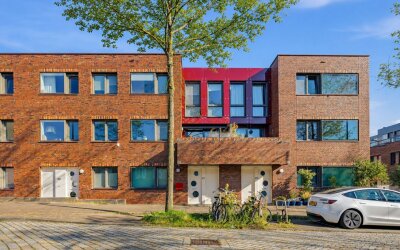 Eva Besnyöstraat 617