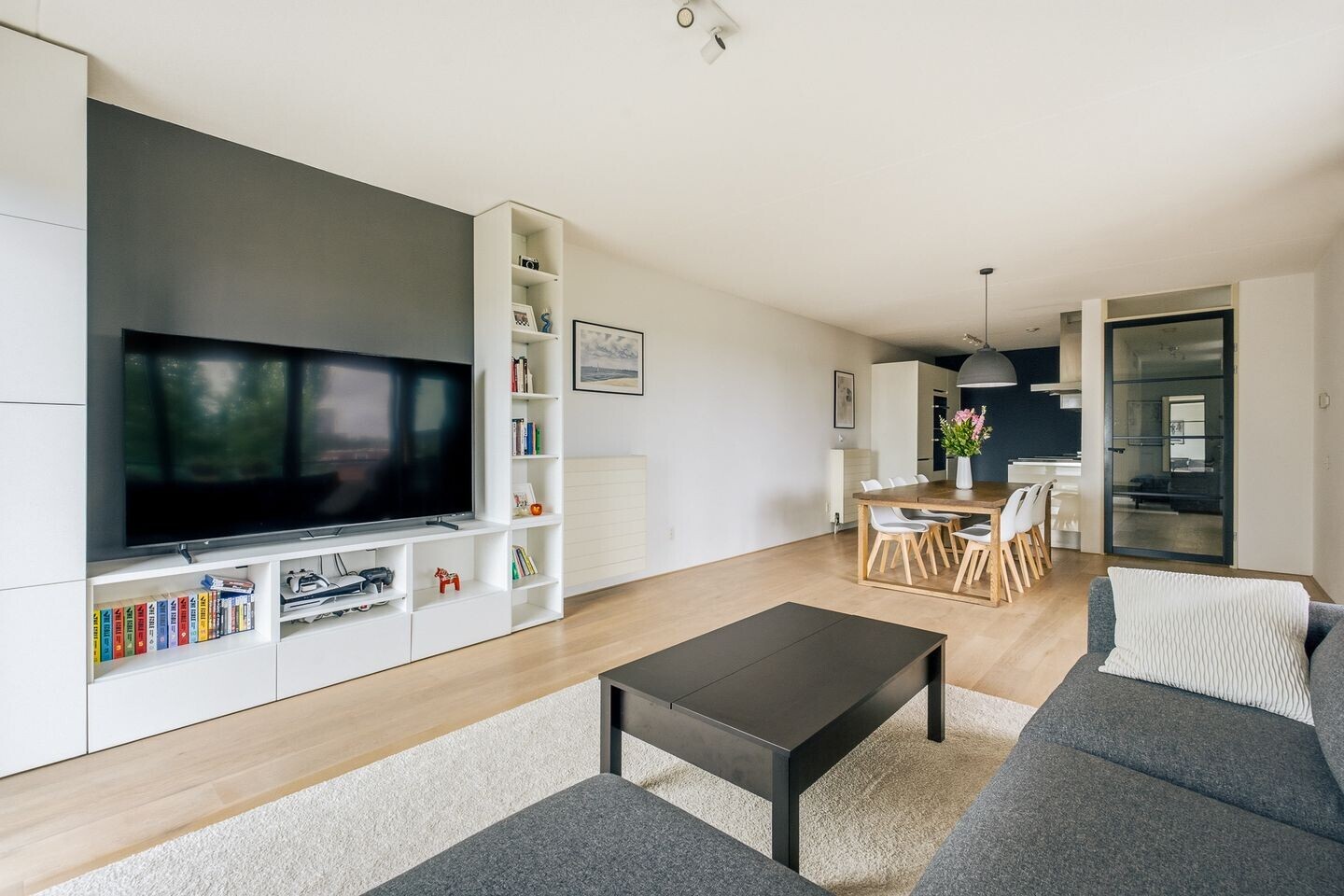 Appartement te koop: Fritz Dietrich Kahlenbergstraat 33, Amsterdam