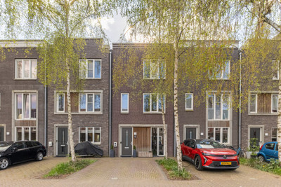 Fritz Dietrich Kahlenbergstraat 9-A