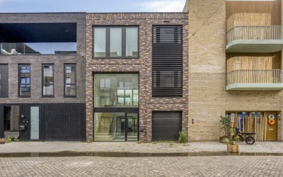 Huis te koop Frank Martinus Arionstraat 61