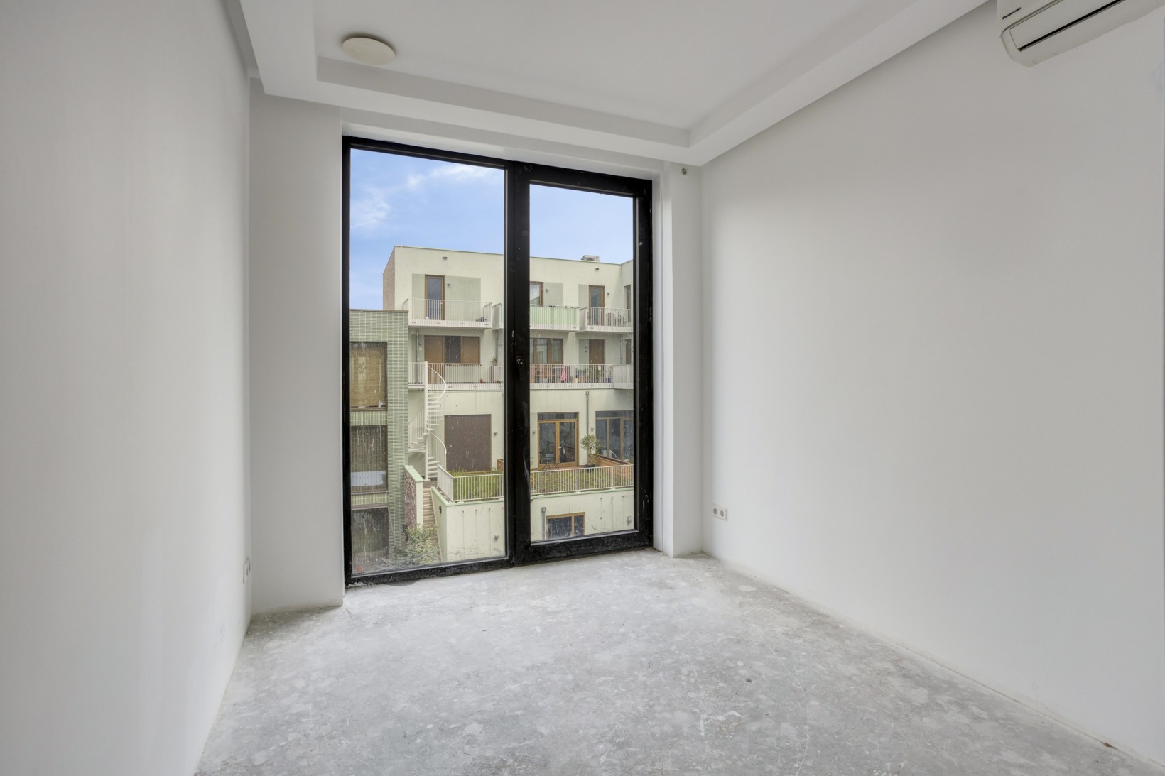 Hoekwoning te koop: frank martinus arionstraat 61, Amsterdam