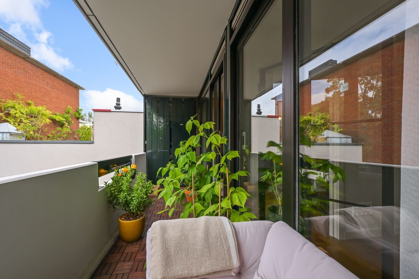 Appartement te koop: Iepenplein 56, Amsterdam