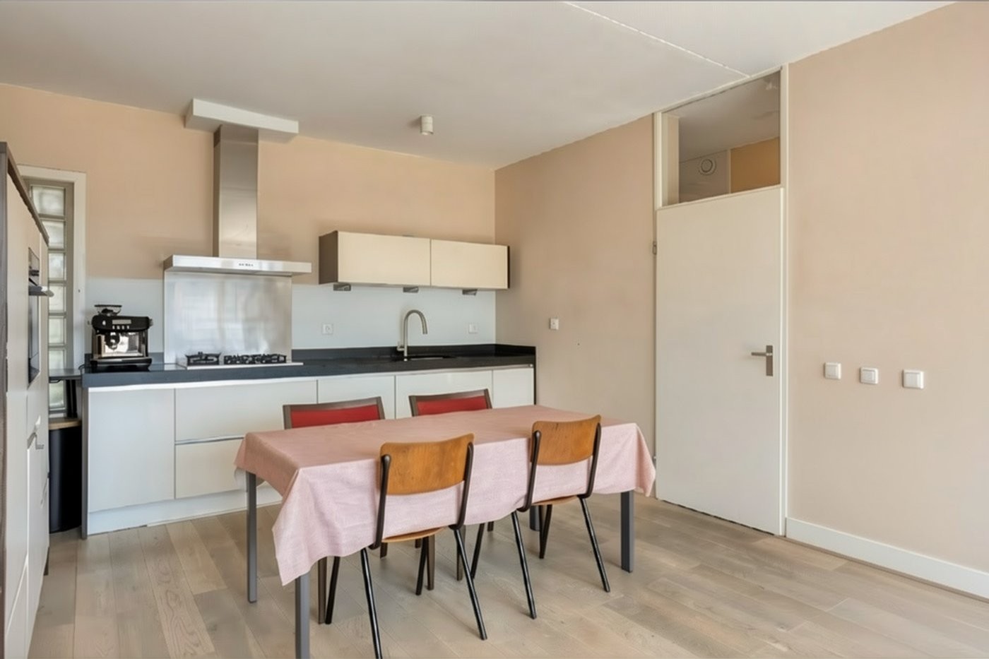 Appartement te koop: Krugerplein 16B, Amsterdam