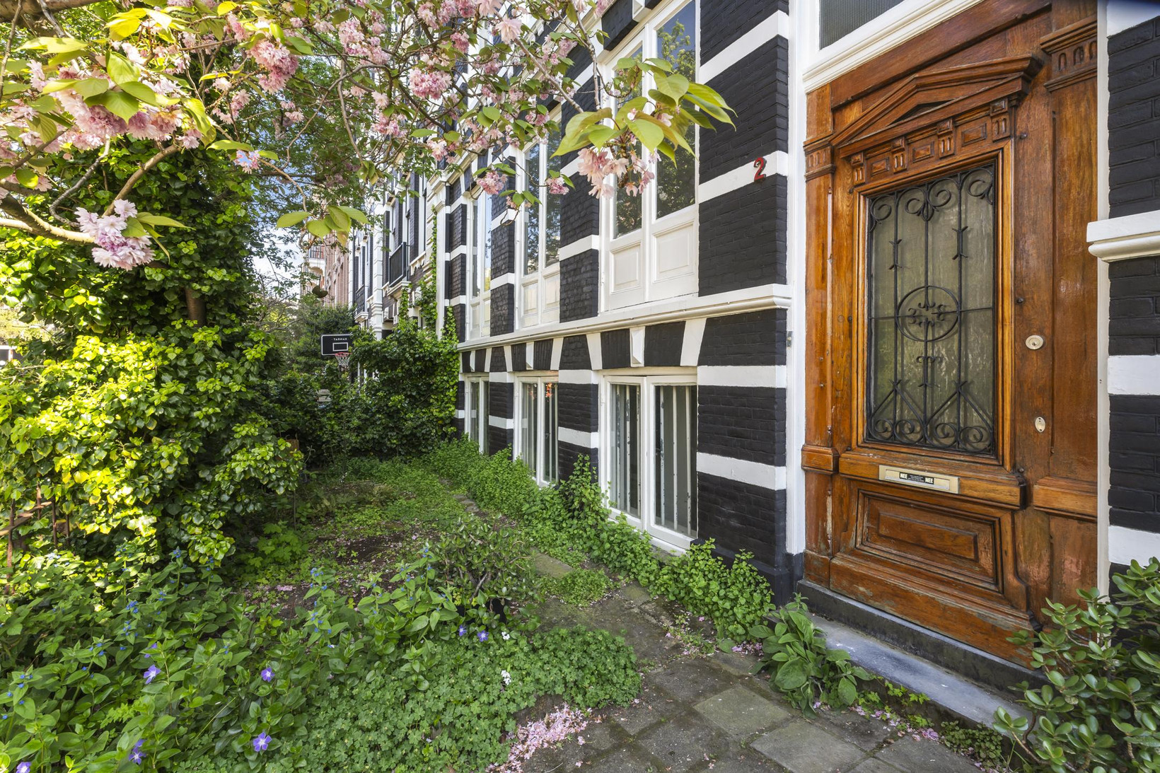 Appartement te koop: Burmanstraat 2, Amsterdam