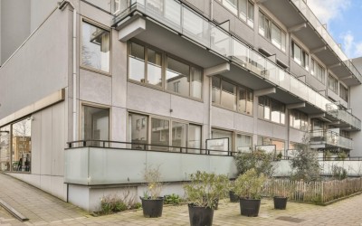 Burmandwarsstraat 1