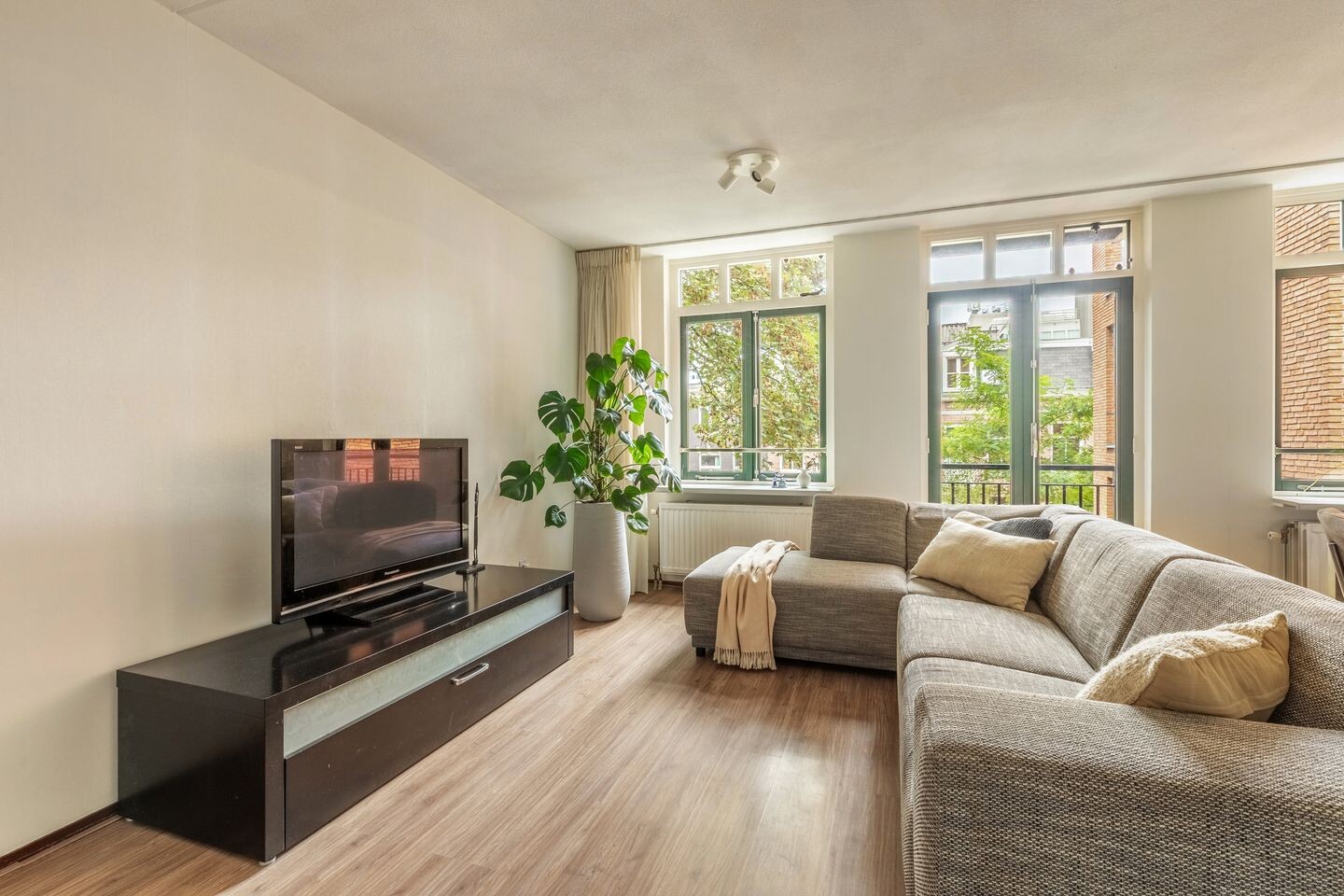 Appartement te koop: Grensstraat 110, Amsterdam