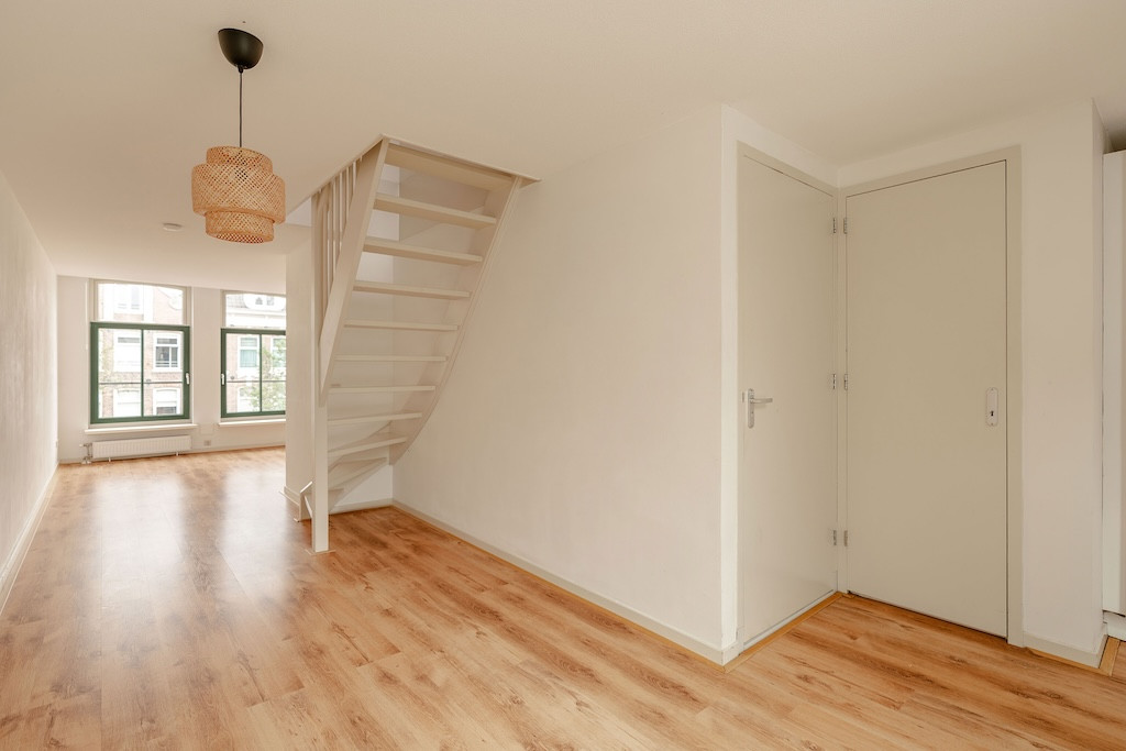 Studio te koop: Dapperstraat 8-3, Amsterdam
