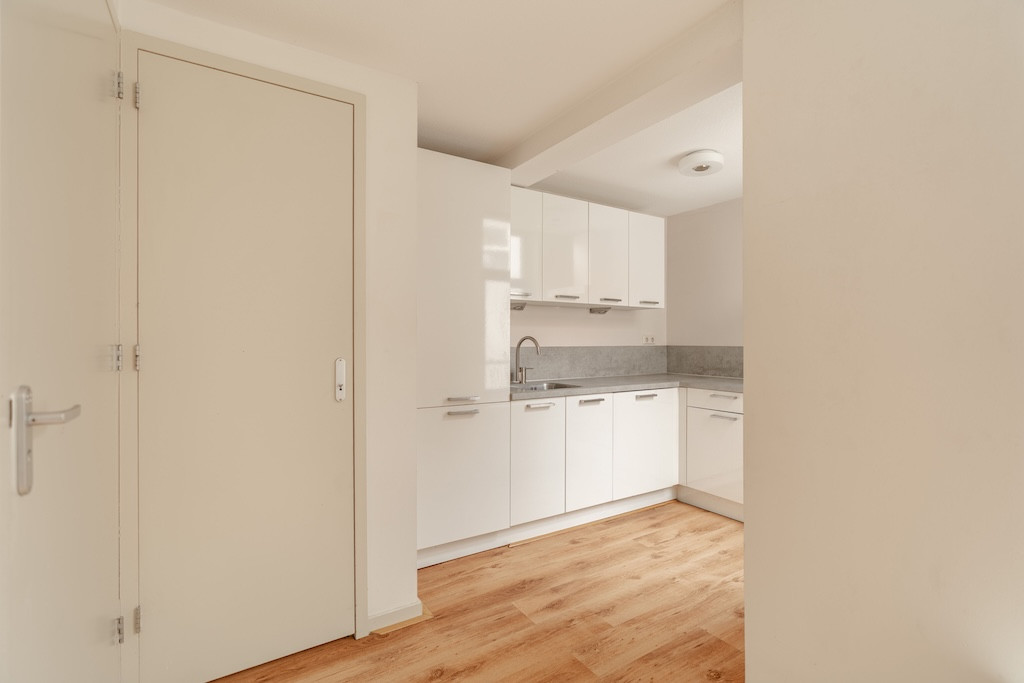 Studio te koop: Dapperstraat 8-3, Amsterdam