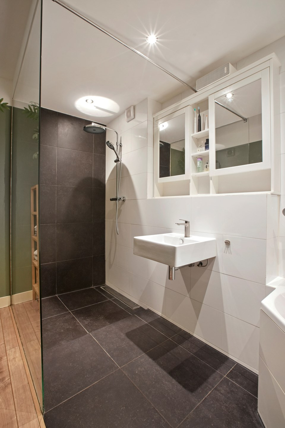Appartement te koop: Linnaeusstraat 63-1, Amsterdam