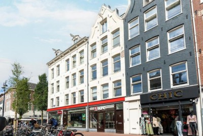 Eerste Van. 375-B
