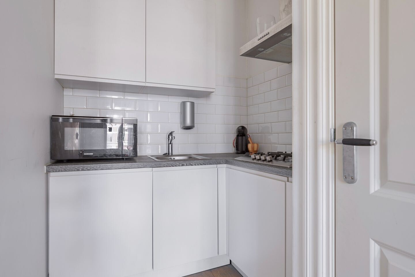 Studio te koop: Wijttenbachstraat 48F, Amsterdam