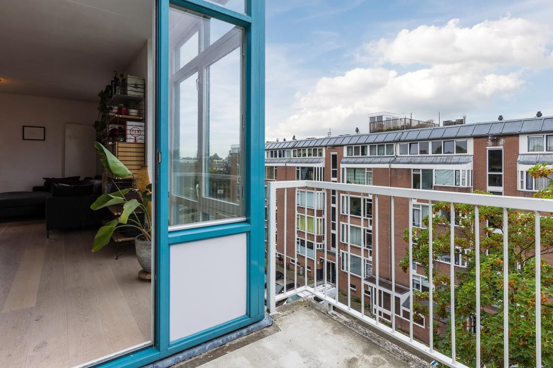 Appartement te koop: Commelinstraat 239, Amsterdam