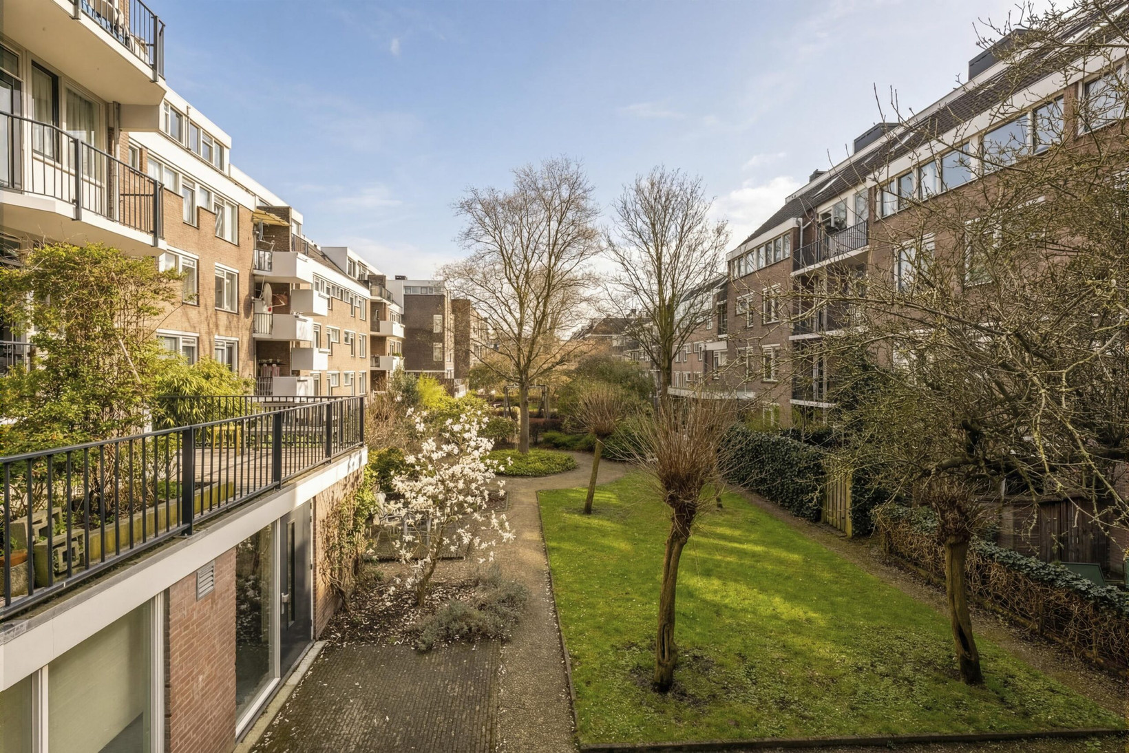Studio te koop: Commelinstraat 304, Amsterdam