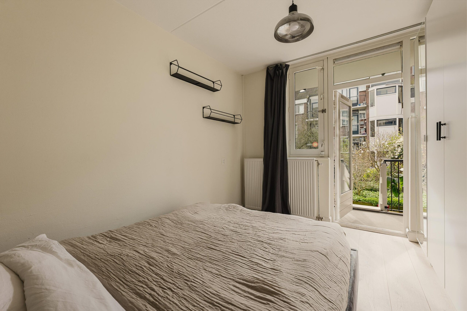 Studio te koop: Commelinstraat 304, Amsterdam