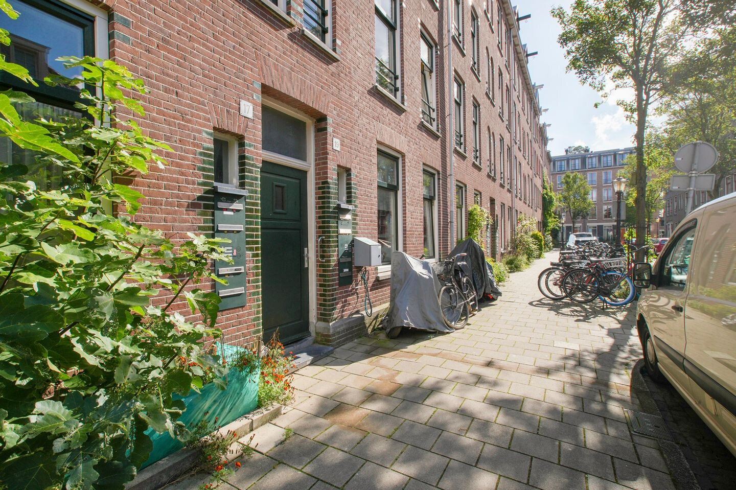 Appartement te koop: Djambistraat 17-2, Amsterdam