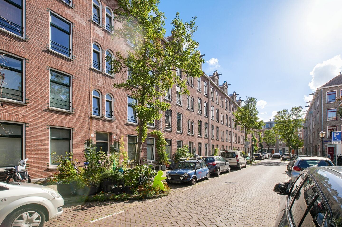 Appartement te koop: Djambistraat 17-2, Amsterdam