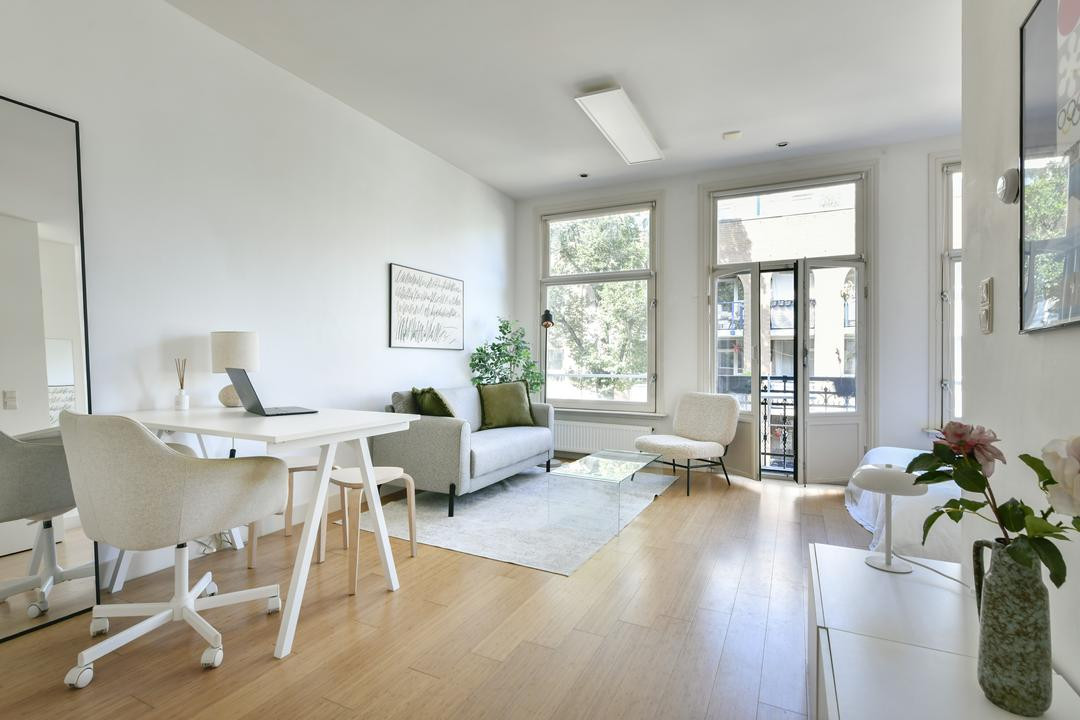 Studio te koop: Madurastraat 18-2V, Amsterdam