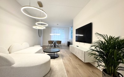 Riouwstraat 12