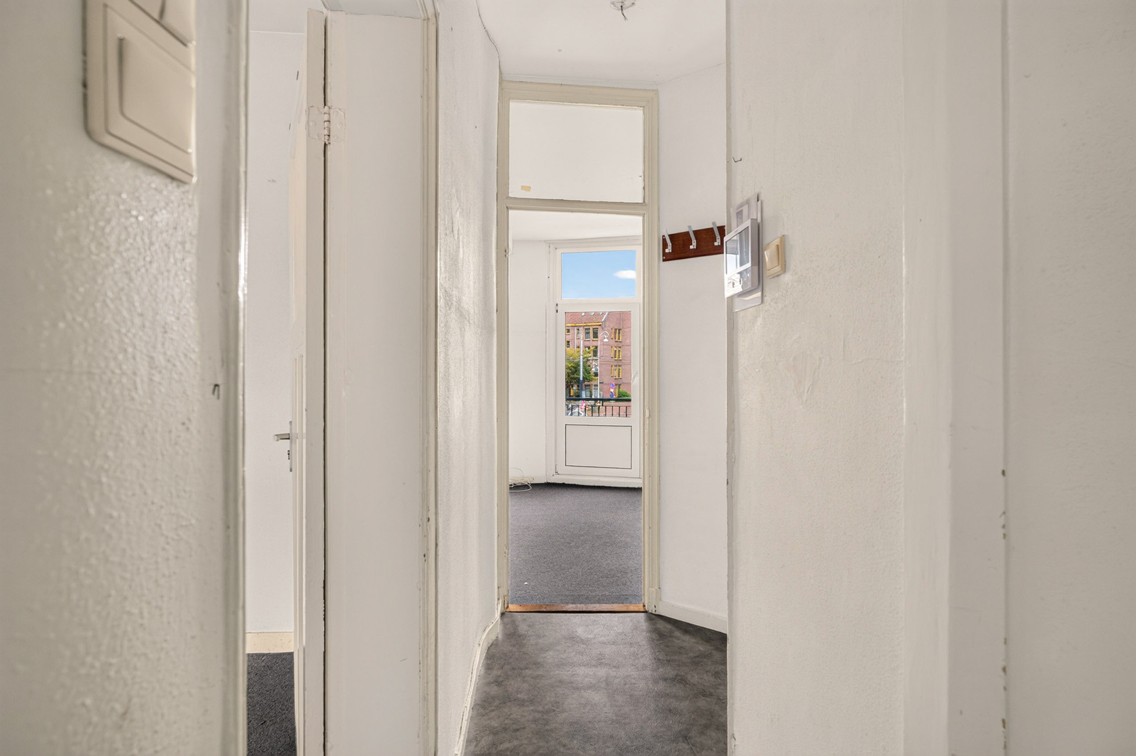 Appartement te koop: Molukkenstraat 67-1, Amsterdam