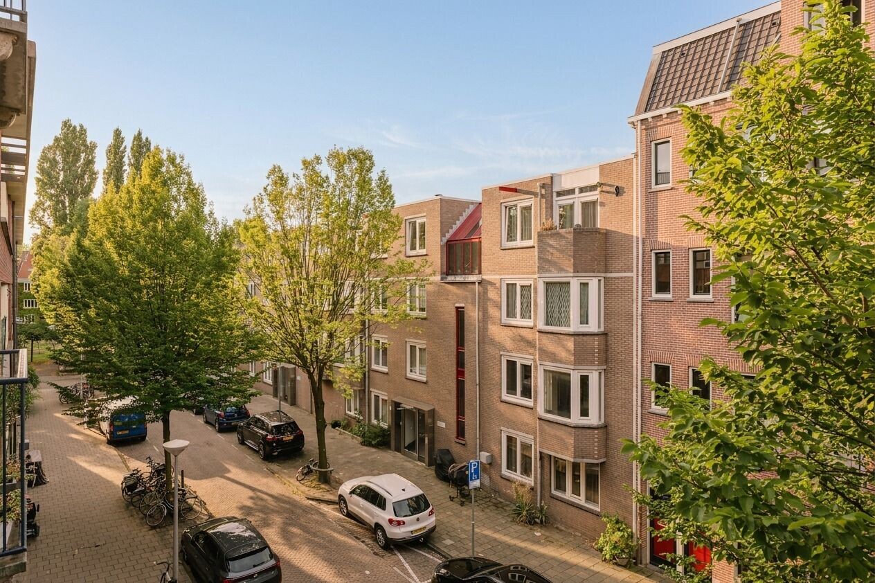 Studio te koop: Eerste Ceramstraat 5-2, Amsterdam