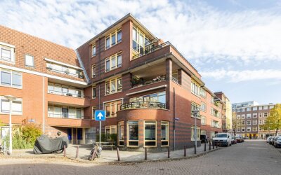 Ceramplein 89