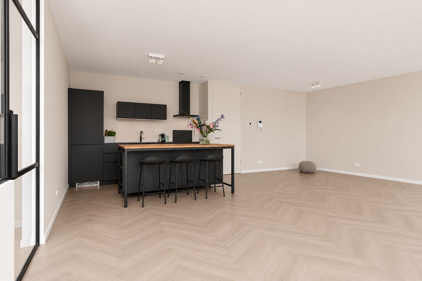 Appartement te huur: Mary van der Sluisstraat 338, Amsterdam