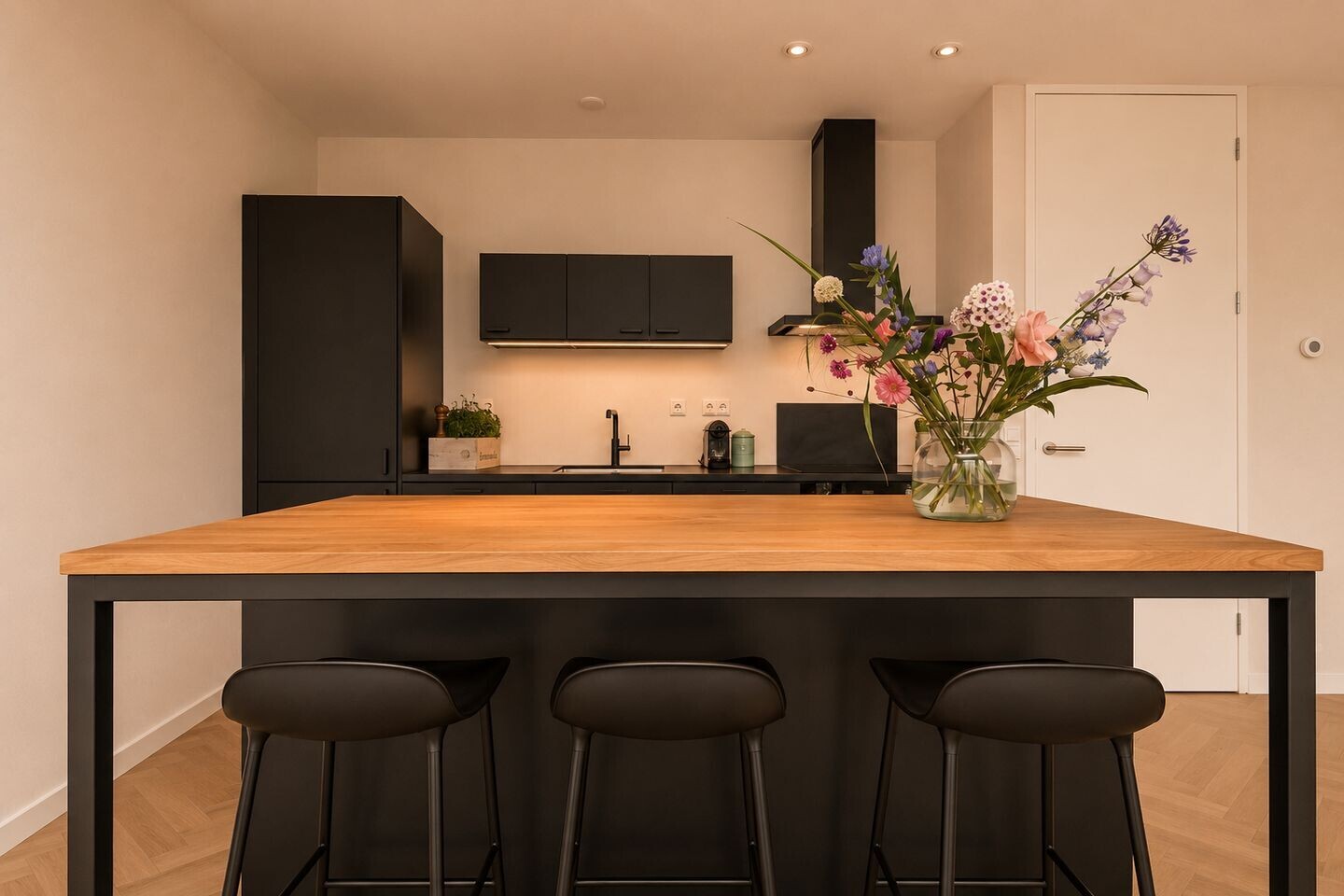 Appartement te huur: Mary van der Sluisstraat 338, Amsterdam