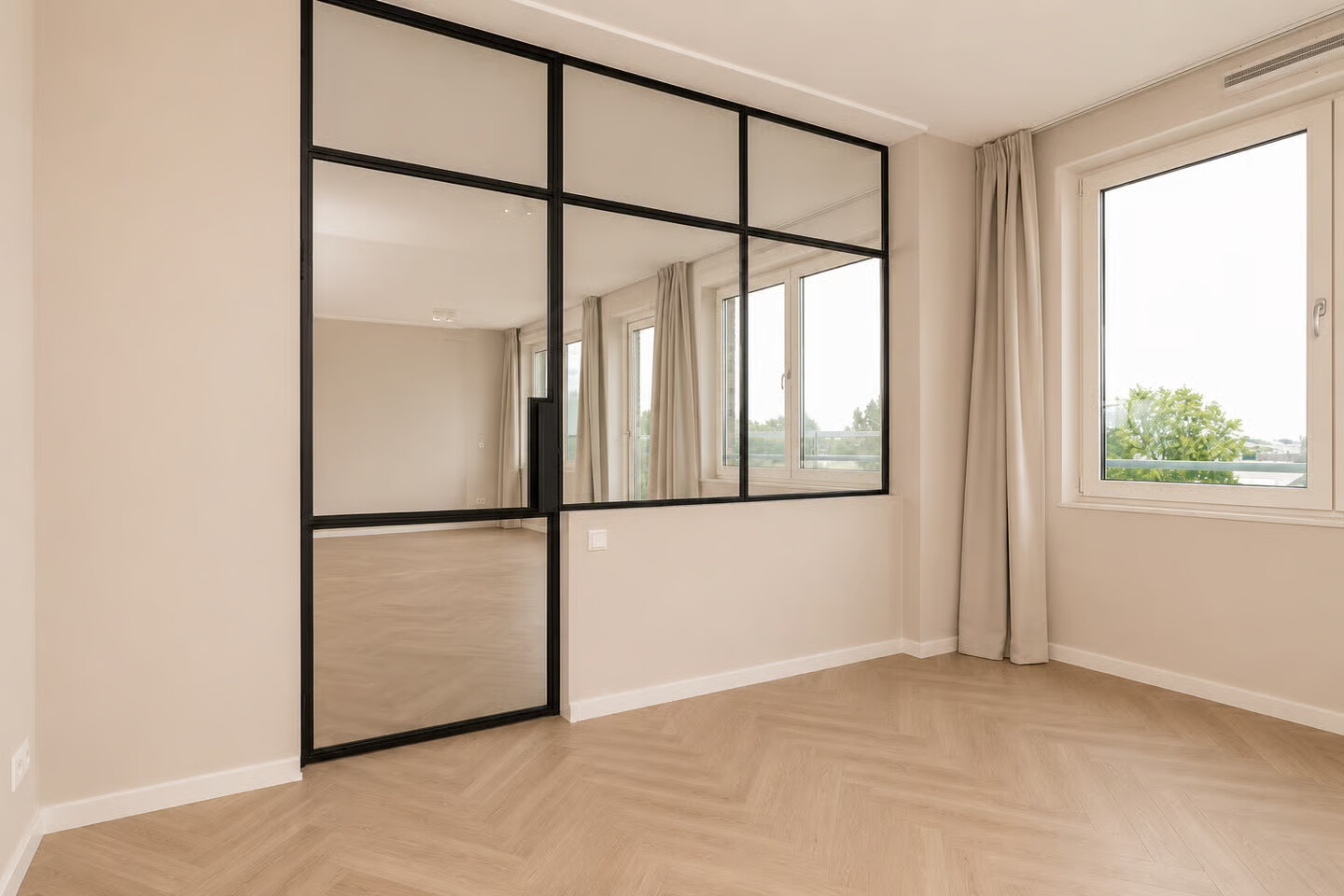 Appartement te huur: Mary van der Sluisstraat 338, Amsterdam