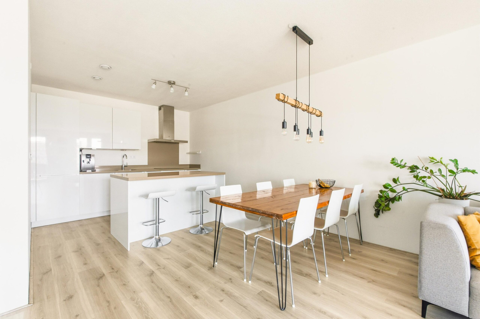 Appartement te koop: Mary van der Sluisstraat 388, Amsterdam