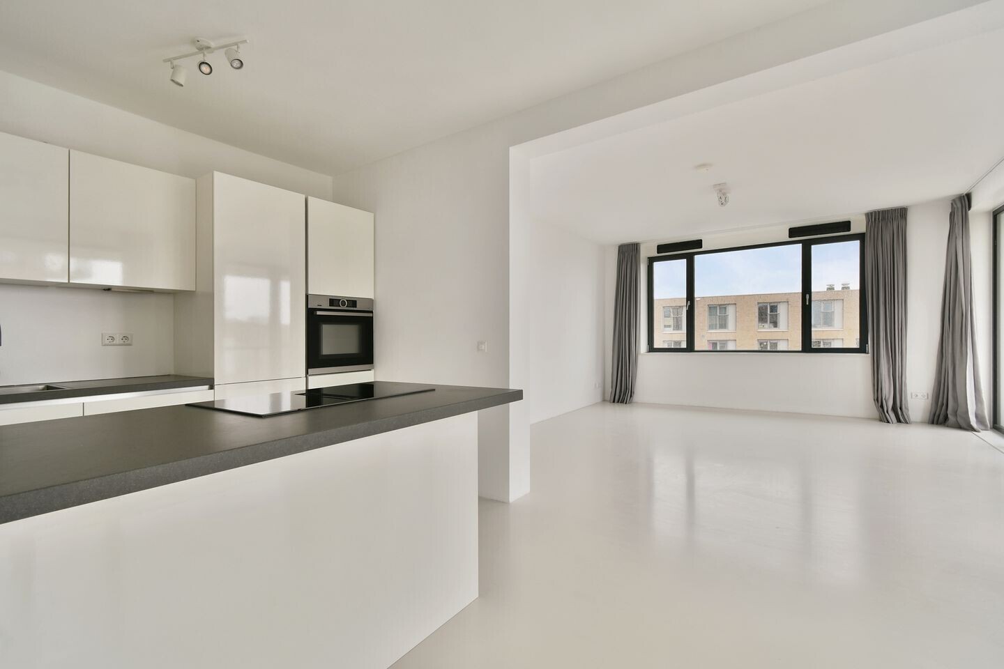 Appartement te koop: Eef Kamerbeekstraat 250, Amsterdam