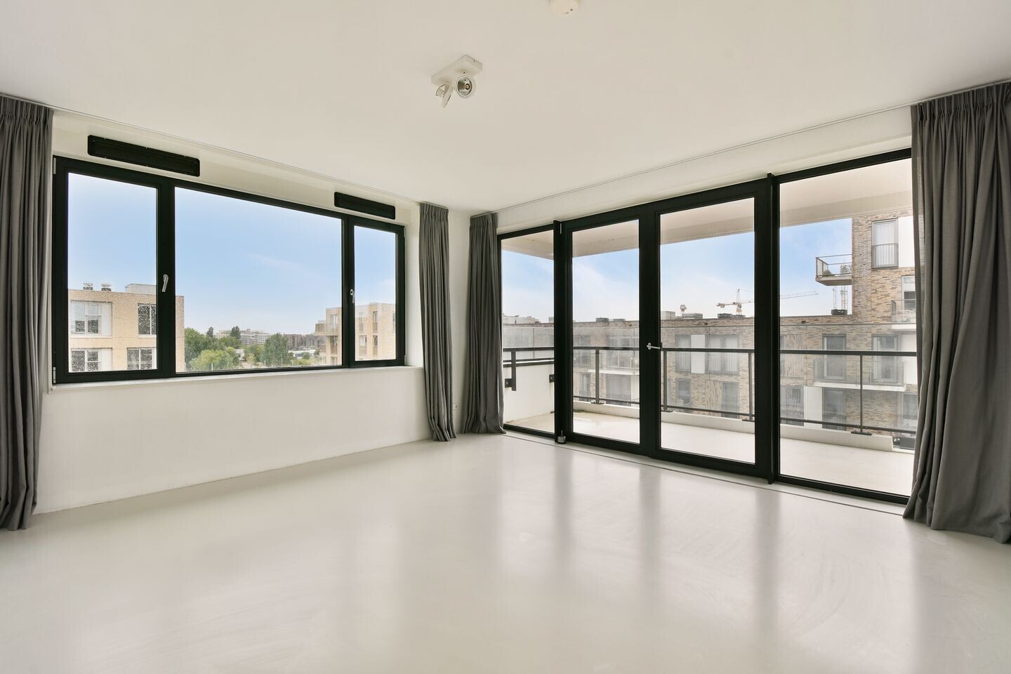 Appartement te koop: Eef Kamerbeekstraat 250, Amsterdam