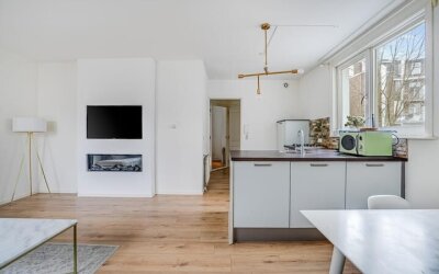 Makassarstraat 54-D