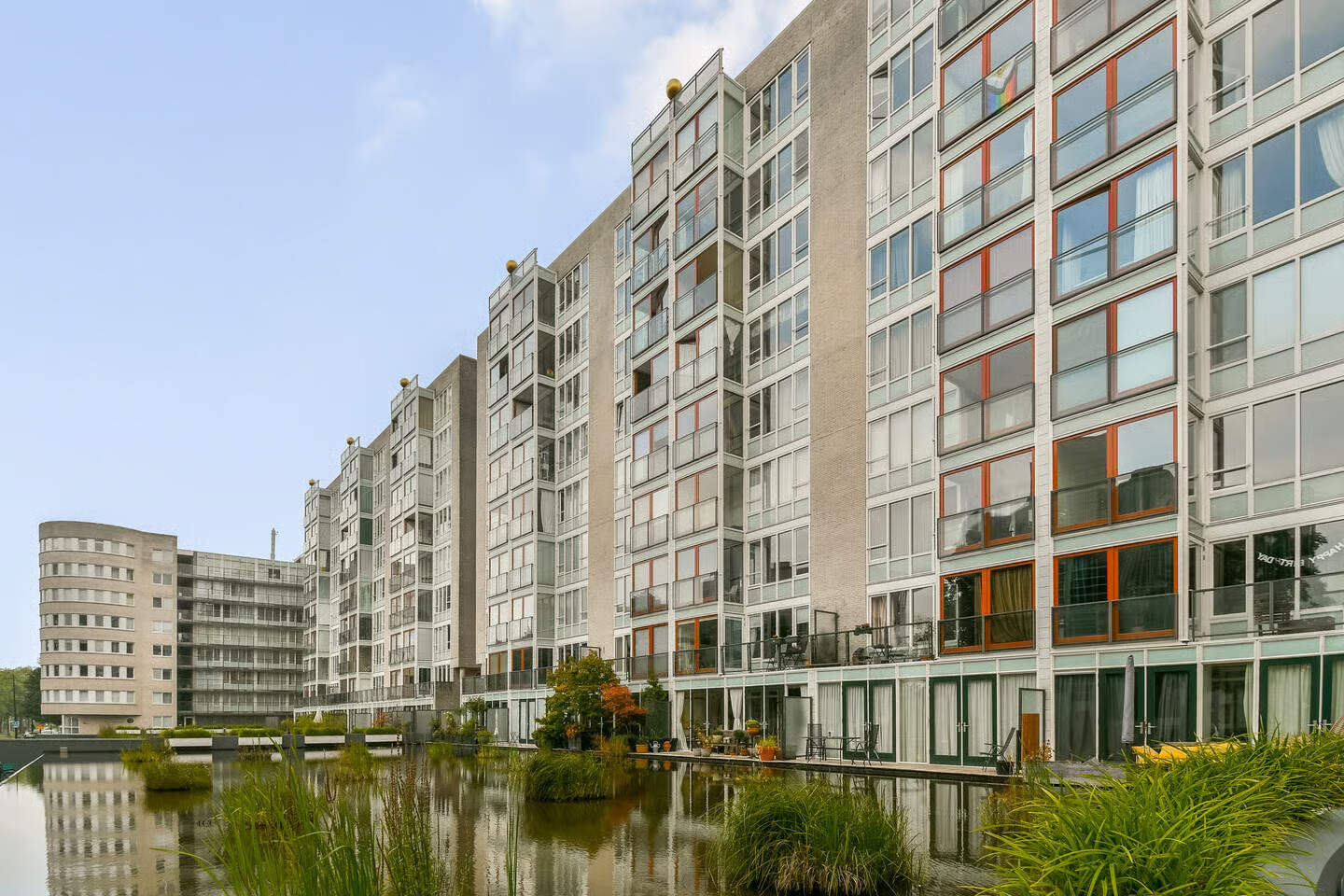 Appartement te koop: Omval 389, Amsterdam