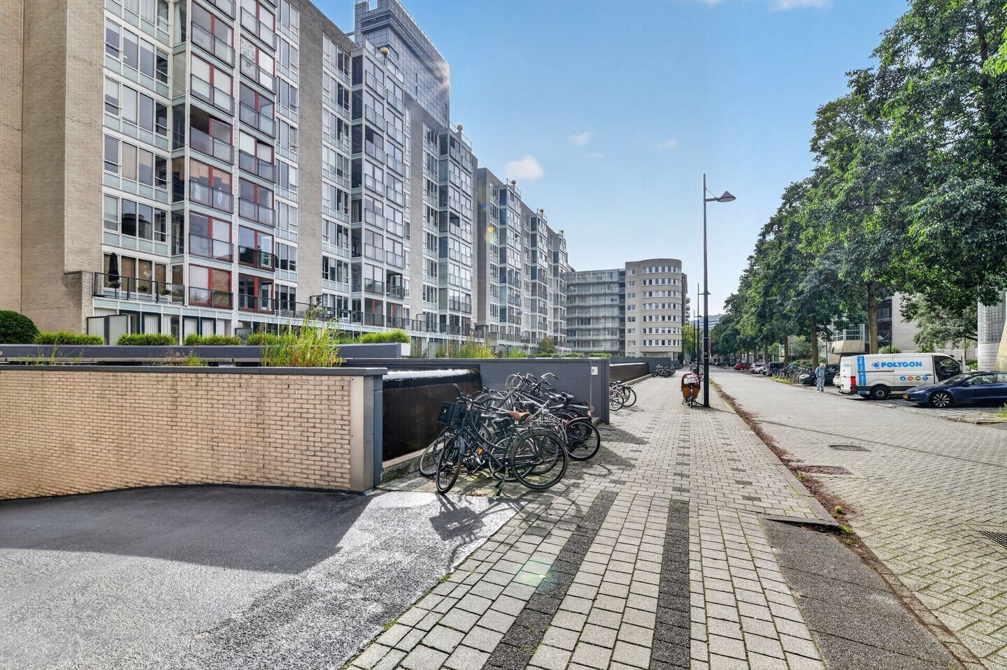 Appartement te koop: Omval 403, Amsterdam