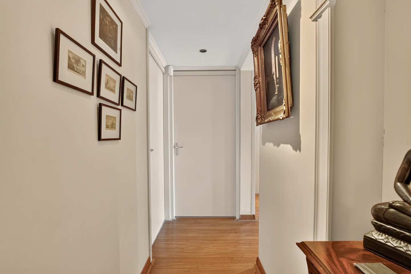 Appartement te koop: Omval 403, Amsterdam