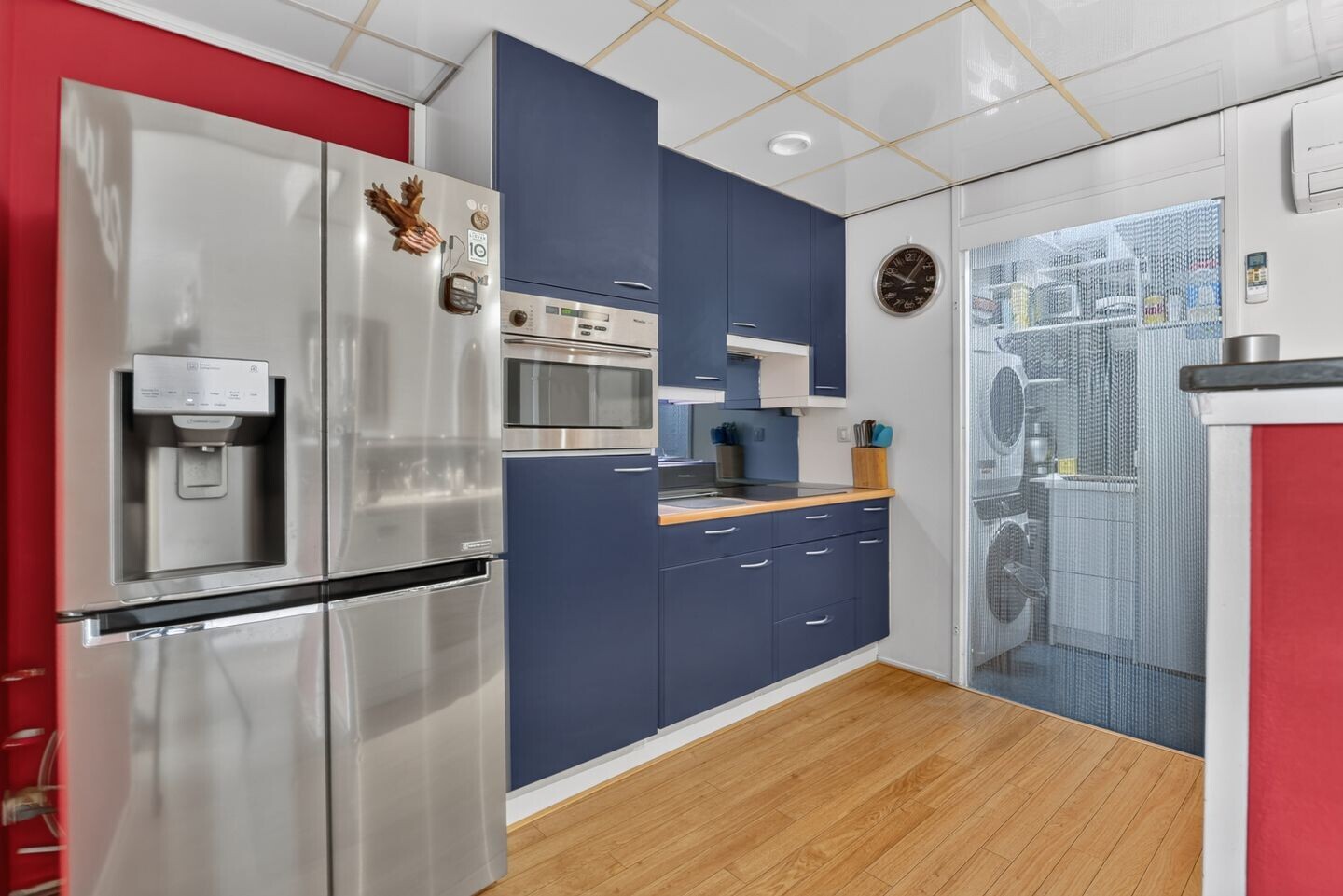 Appartement te koop: Omval 403, Amsterdam