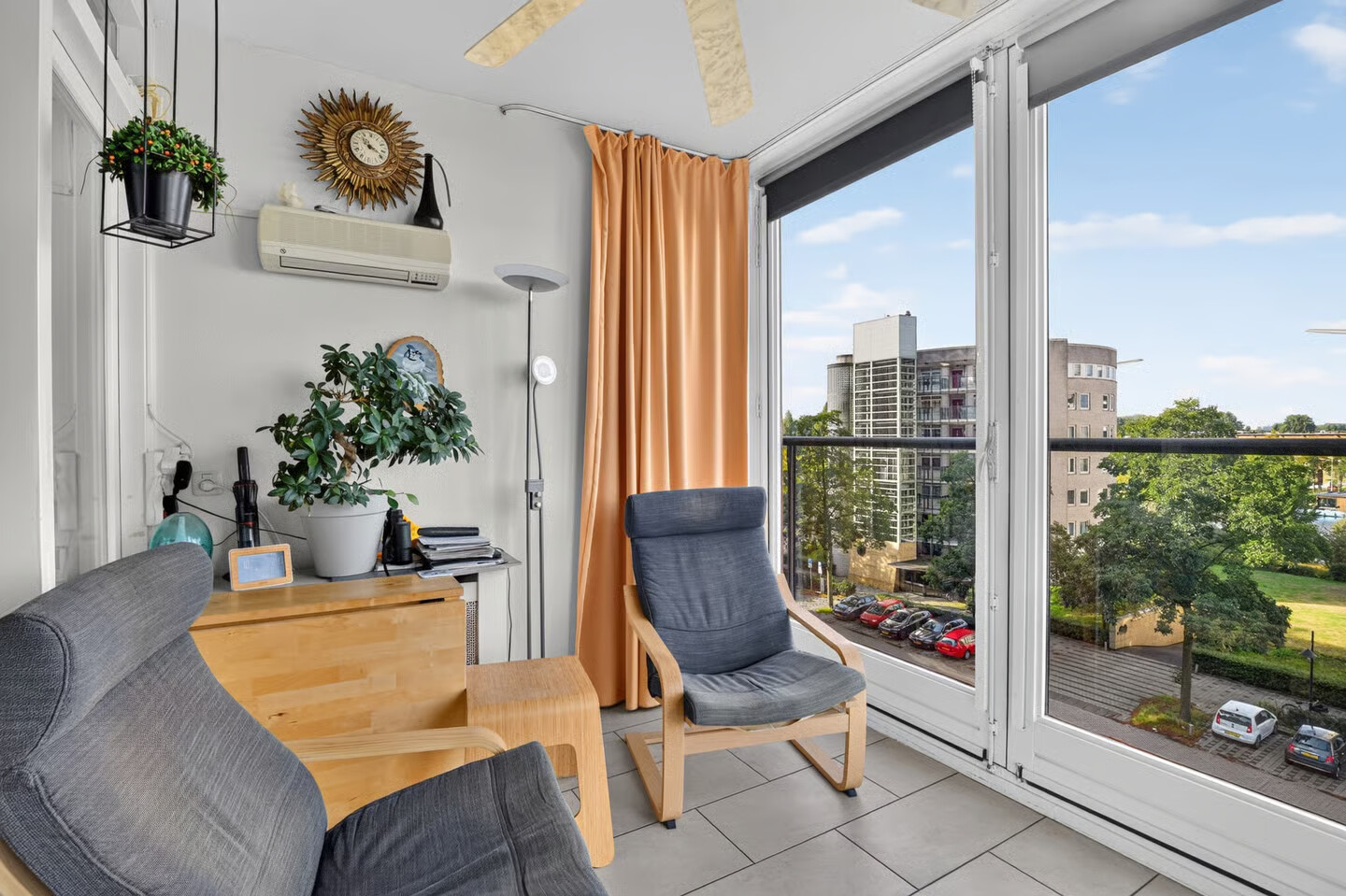 Appartement te koop: Omval 403, Amsterdam