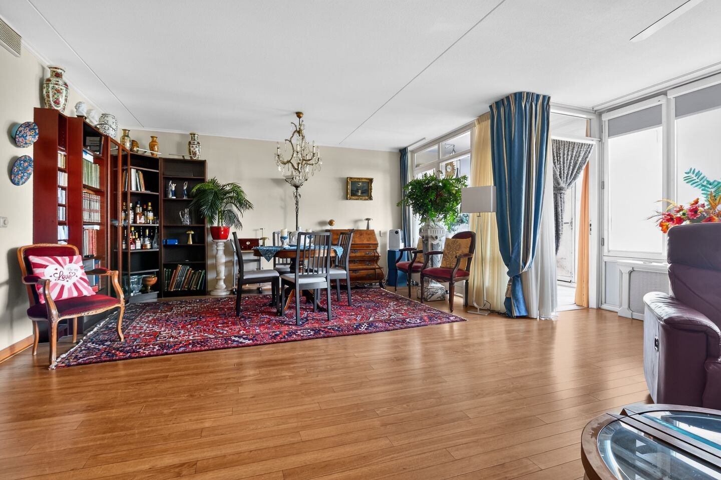 Appartement te koop: Omval 403, Amsterdam